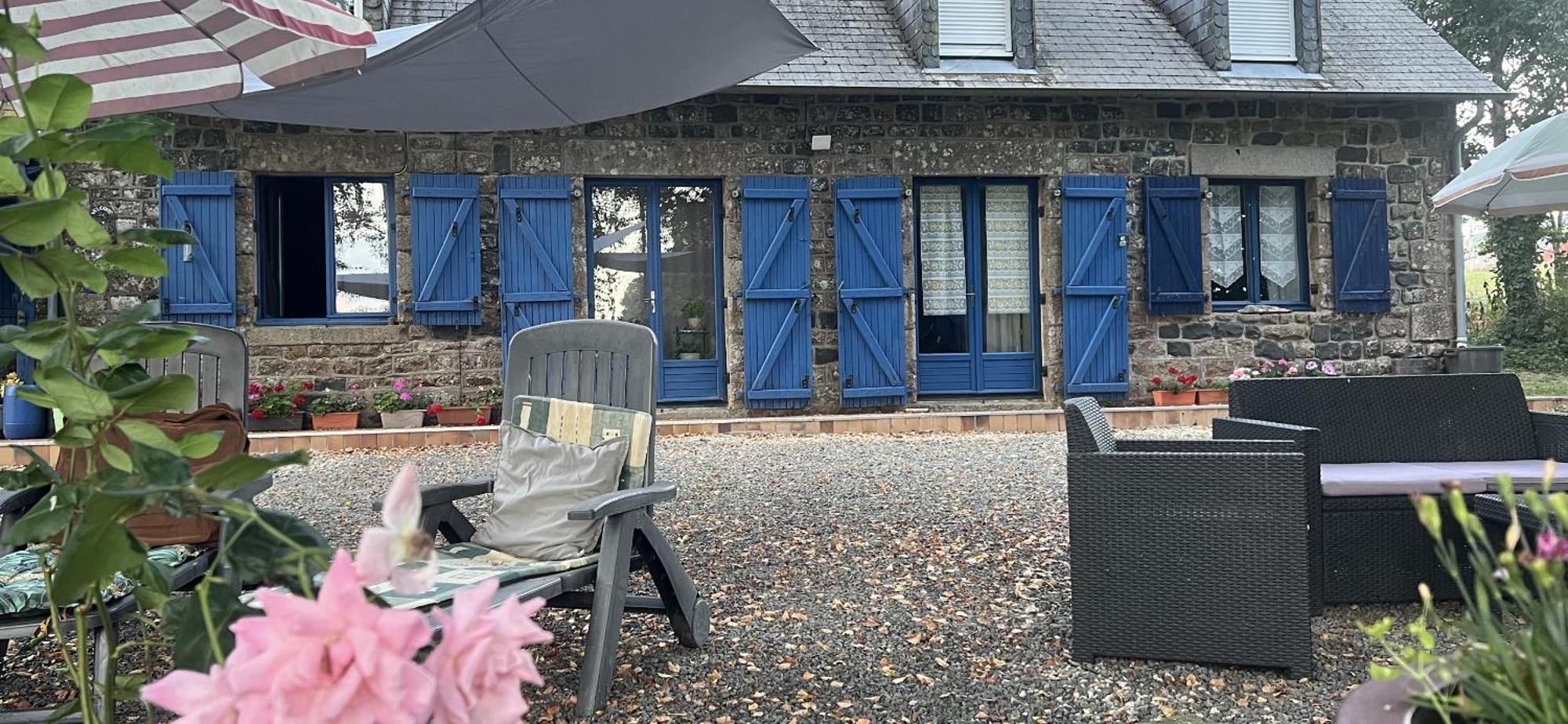 Double & Family Rooms In Tranquility In Blue Saint-Mars-sur-la-Futaie Exterior foto
